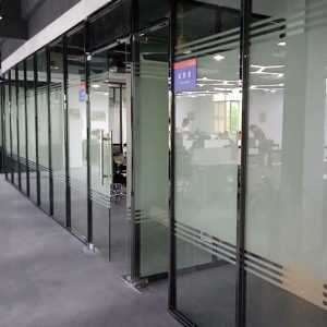 decal dán vách kính văn phòng