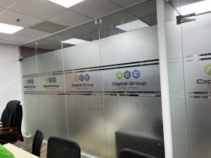 màng decal in logo 